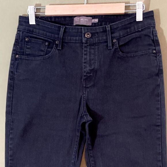 Levi’s NWOT Demi Curve Classic Slim Leg denim jeans 10/30 - Picture 3 of 9